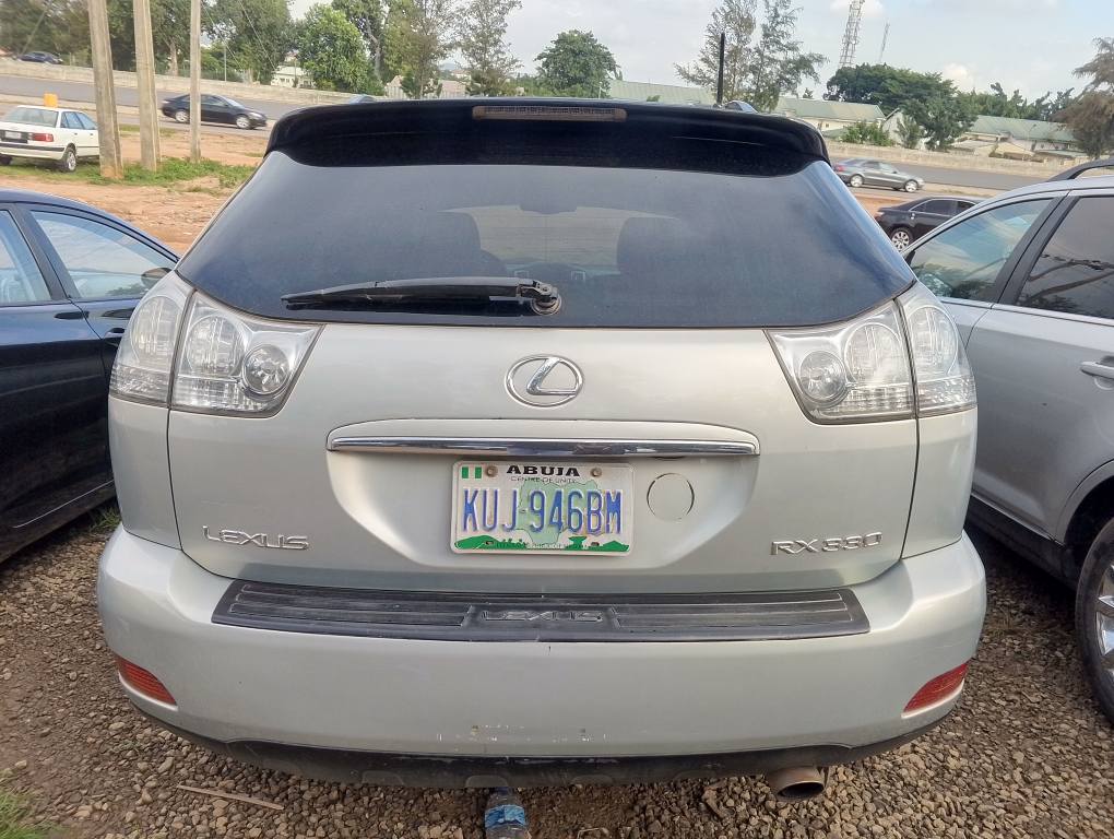 A picture of 2005 Lexus RX 330