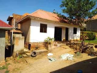 A picture of Simple house on quick sale at 25m shs only. Located