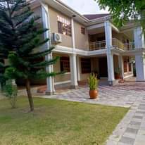 A picture of House