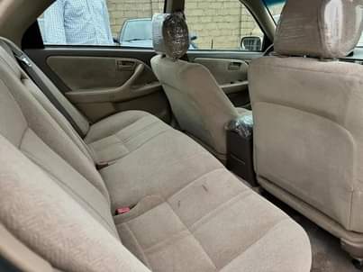 A picture of 2000 model Toyota Camry for sale