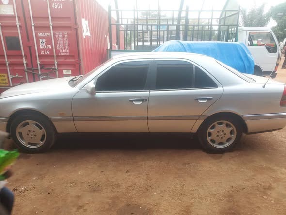 A picture of Mercedes Benz