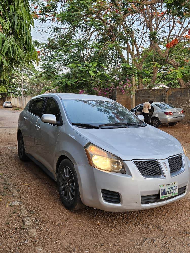A picture of VIBE PONTIAC 2009 MODEL