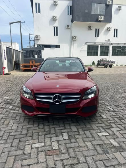 A picture of Mercedes Benz C300 2016