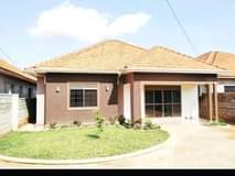 houses kyanja