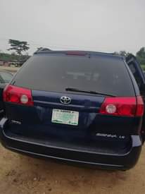 A picture of Toyota sienna 2006 available Cheap affordable car First body Everything
