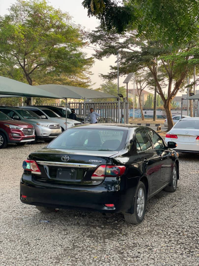 A picture of SUPER CLEAN 2011 MODEL. TOYOTA COROLLA