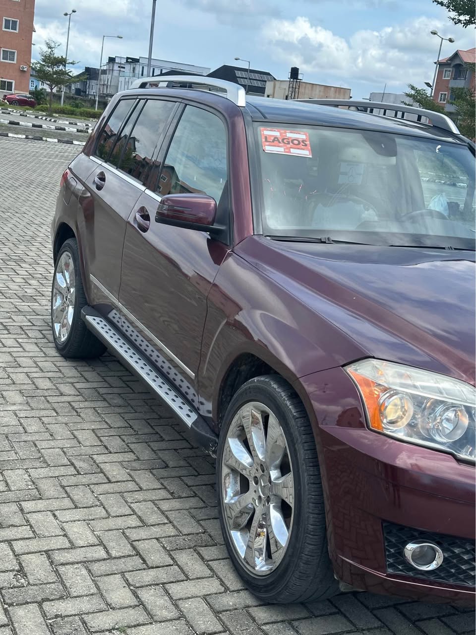 A picture of Foreign used Glk350 2010 Fullest option Panoramic roof accident free