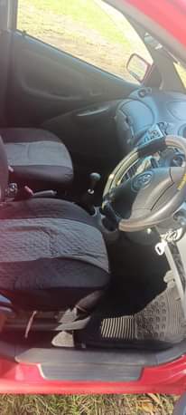 A picture of Toyota vitz 01