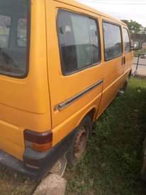 A picture of 2004 Volkswagen T4 Neat