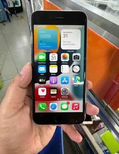A picture of Iphone 6s gb32 battery 99