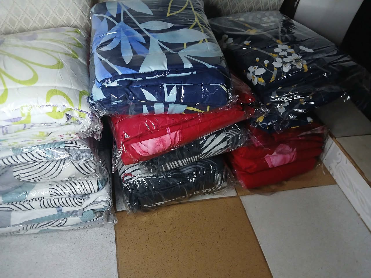 A picture of Bedsheets padded pillow cases available