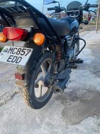 A picture of Boxer 125