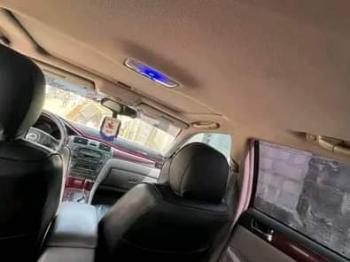 A picture of Christmas Deal Lexus ES 300 04 Model Engine is Silent