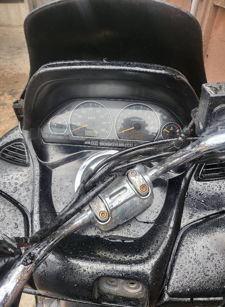 A picture of Suzuki skywave 400cc 080 363 23060
