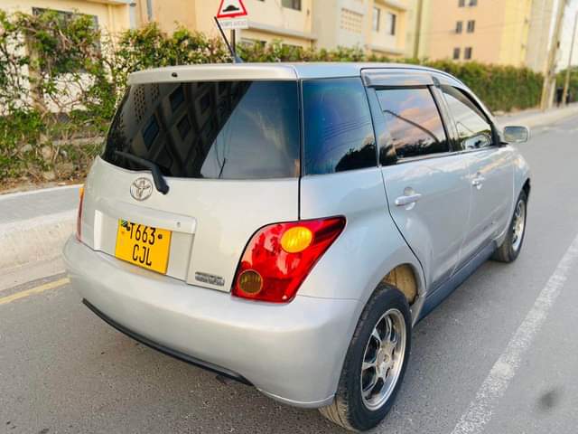 A picture of  TOYOTA IST NAMBA CJL Full Ac Full File En