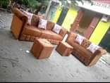 A picture of Nauzaa sofa nzul na kubadilisha kitamba cm Whatsapp 0693806873
