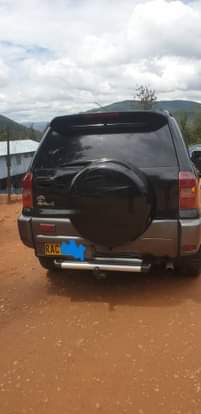 A picture of 2003 TOYOTA RAV 4 NZIZA