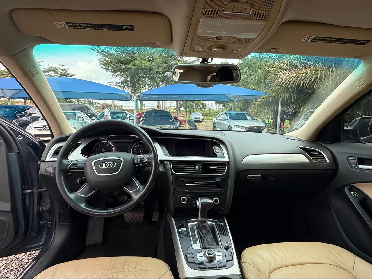 A picture of Audi A4 2011 model