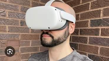 A picture of Oculus quest 2 VR 64gb at 1 200 000 Call