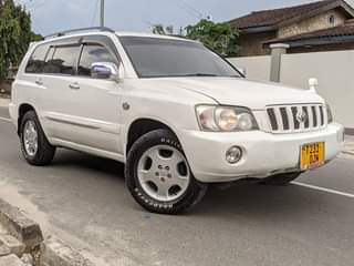 A picture of TOYOTA KLUGER BEI .........17M 0757455444