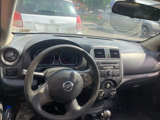A picture of Nissan versa 2013