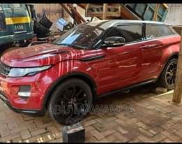 A picture of Range rover evoque 50m