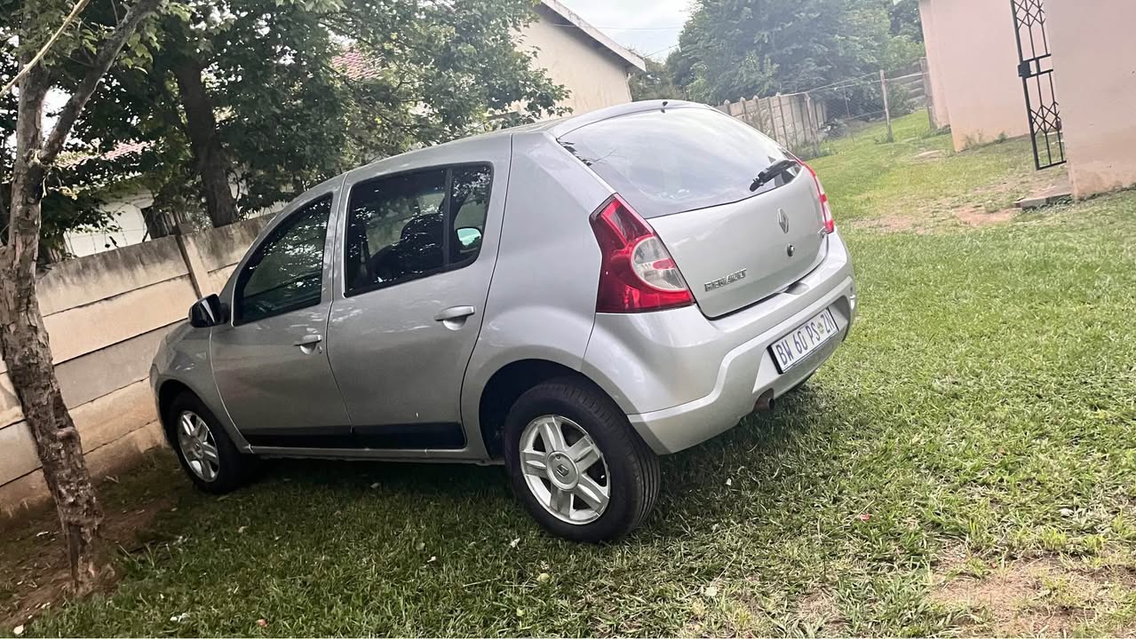 Fezeka S.