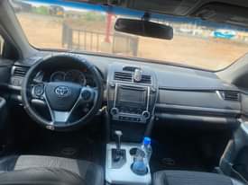 A picture of TOYOTA CAMRY 2013 SE