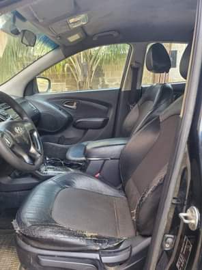 A picture of 2012 Hyundai LX35 First Body Engine and ac needs attention