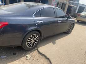 A picture of Lexus es350 2008 model