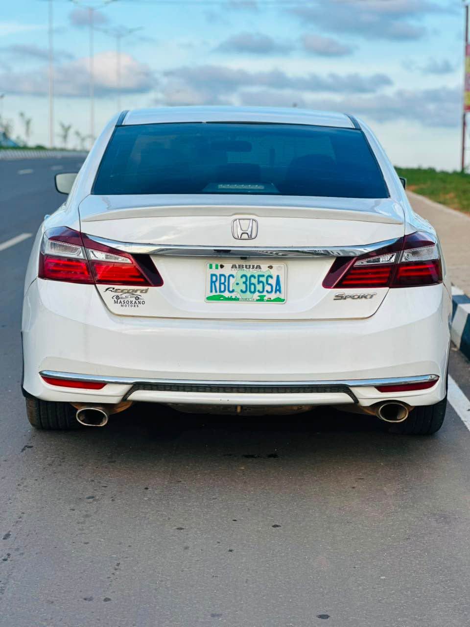 A picture of WhatsApp 08115347846