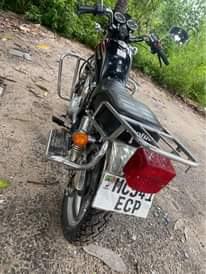 A picture of Haojue inauzwa namba E Ina mwezi mmoja Bei 2 350