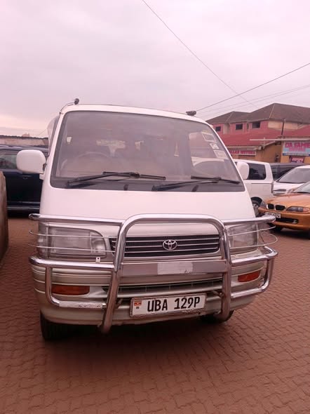 A picture of SUPER CUSTOM HIACE