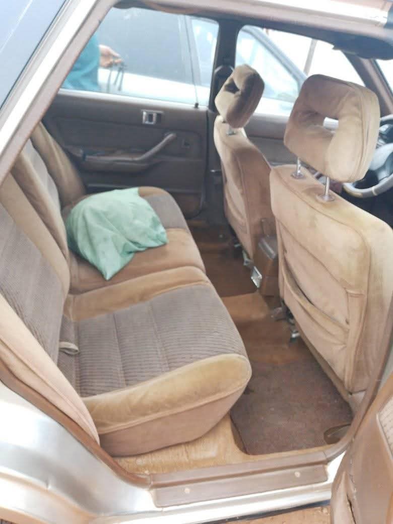 A picture of 2000 Toyota camry