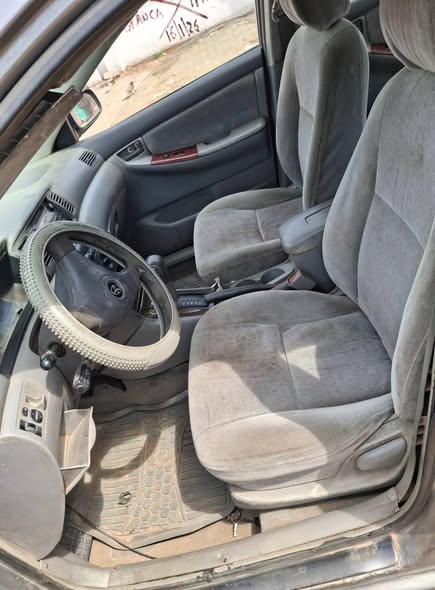 A picture of 2004 Toyota Corolla 07036077801