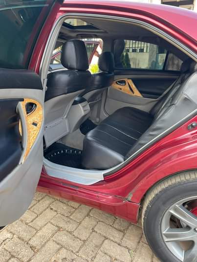 A picture of RIGHT FROM OWNERS HOUSE Briefly used Toyota Camry 2011 LE