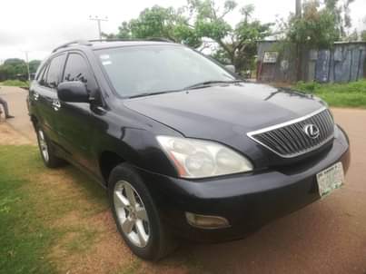 A picture of Lexus rx350 2007 model