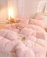 classifieds/blankets