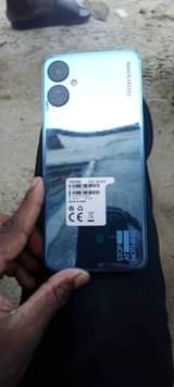 A picture of Spak 9t GB128 RAM GB4 prece 280k 0622860607