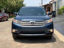 A picture of 2013 Toyota Highlander