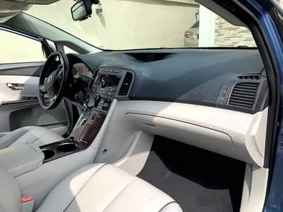 A picture of FOREIGN USED 2010 TOYOTA VENZA