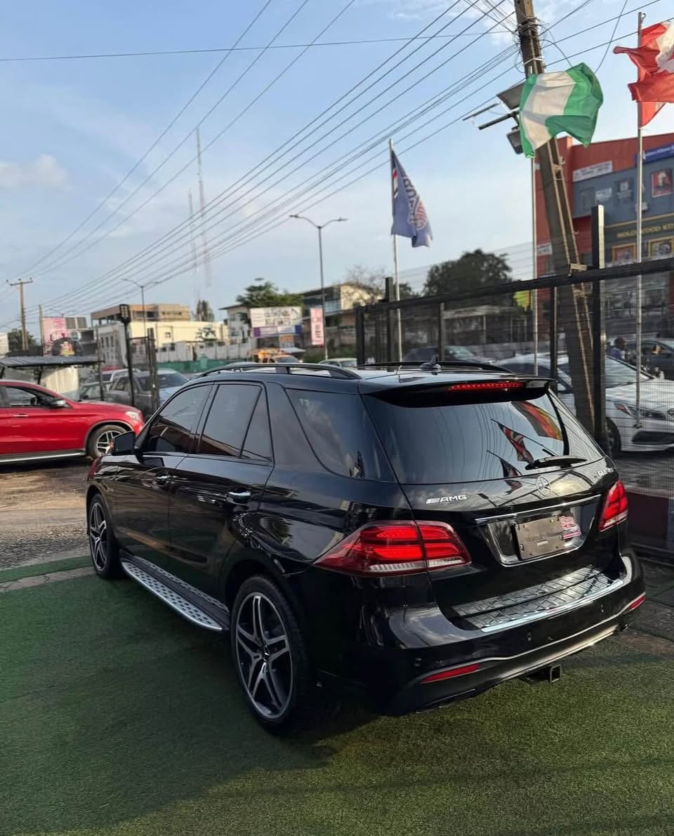A picture of Foreign used Mercedes Benz GLE43 AMG. Year 2017 65M