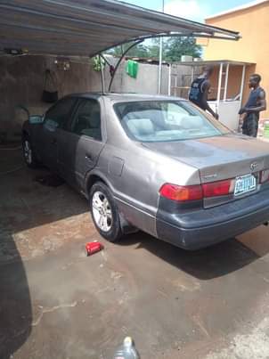 A picture of Toyota Camry Droplight