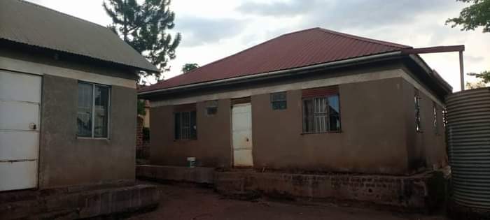A picture of County home