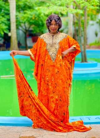 A picture of Dira pambeee balaa unakosaje kwa mfano free size 0716555667