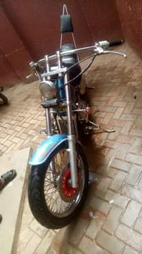 A picture of steed 400cc