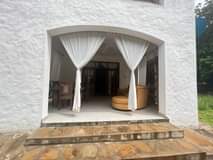 Villa M.
