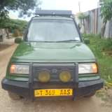 A picture of Suzuki escudo old