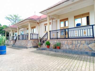 A picture of 3 in one rentals with 2 single rooms for sale