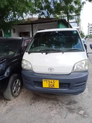 used toyota hiace